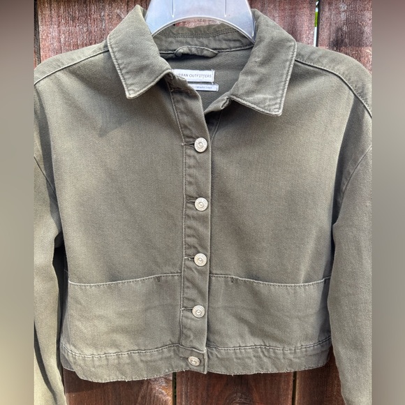 Cropped Jacket - Picture 2 of 6